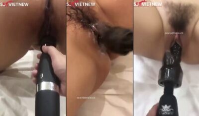 Bạn thân tặng cho cây sextoy về đè vợ ra test nước nôi lên láng