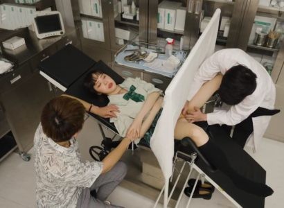 Bệnh nhân bị bác sĩ lợi dụng địt khi đi khám bệnh